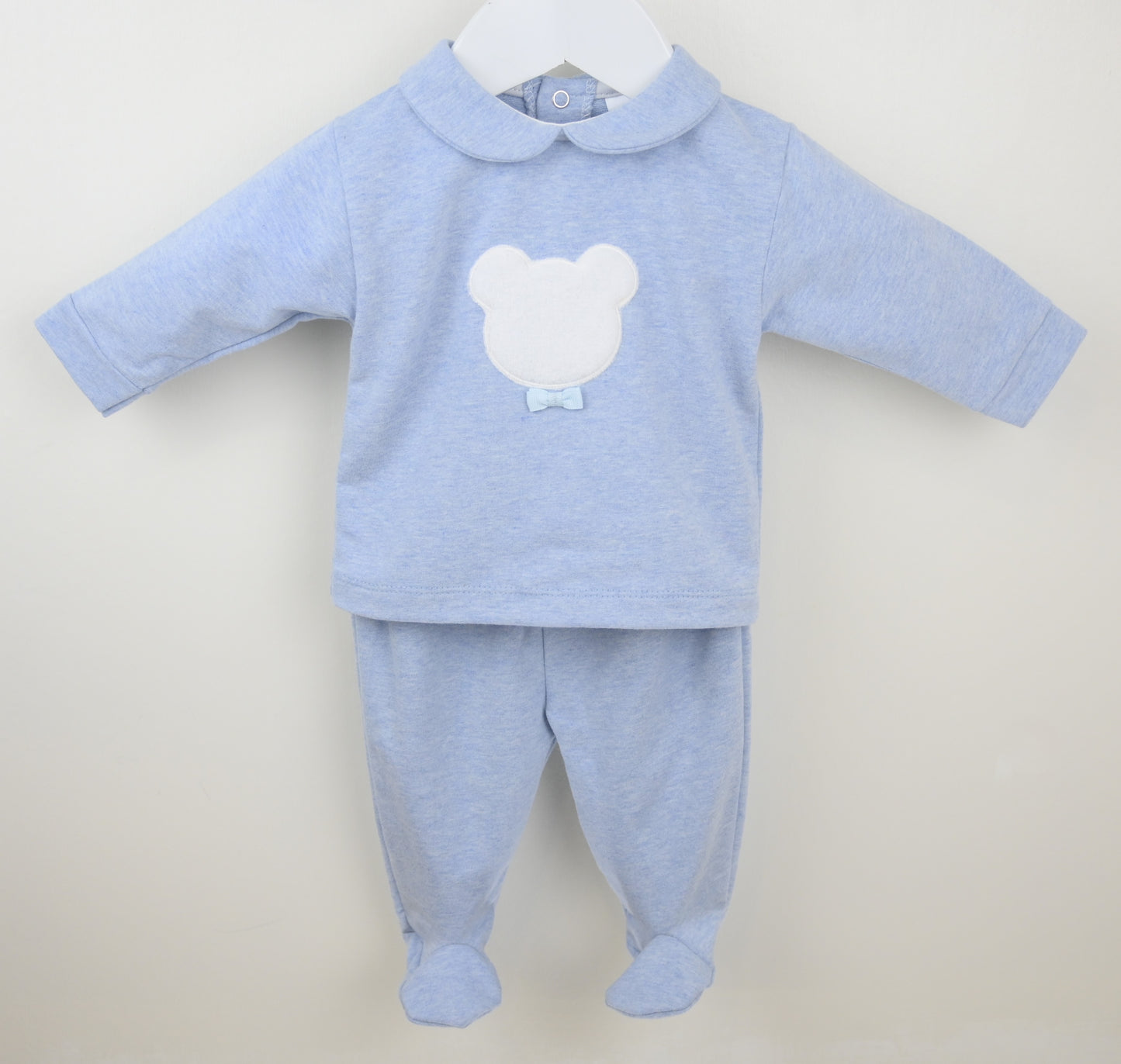 Foster Suit