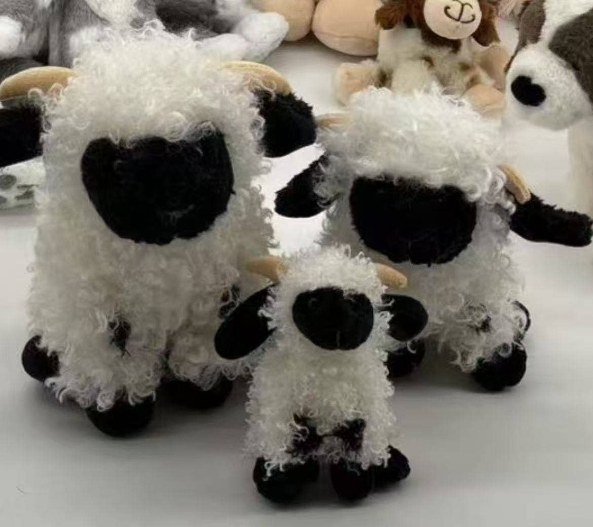 Valais Sheep 18cm