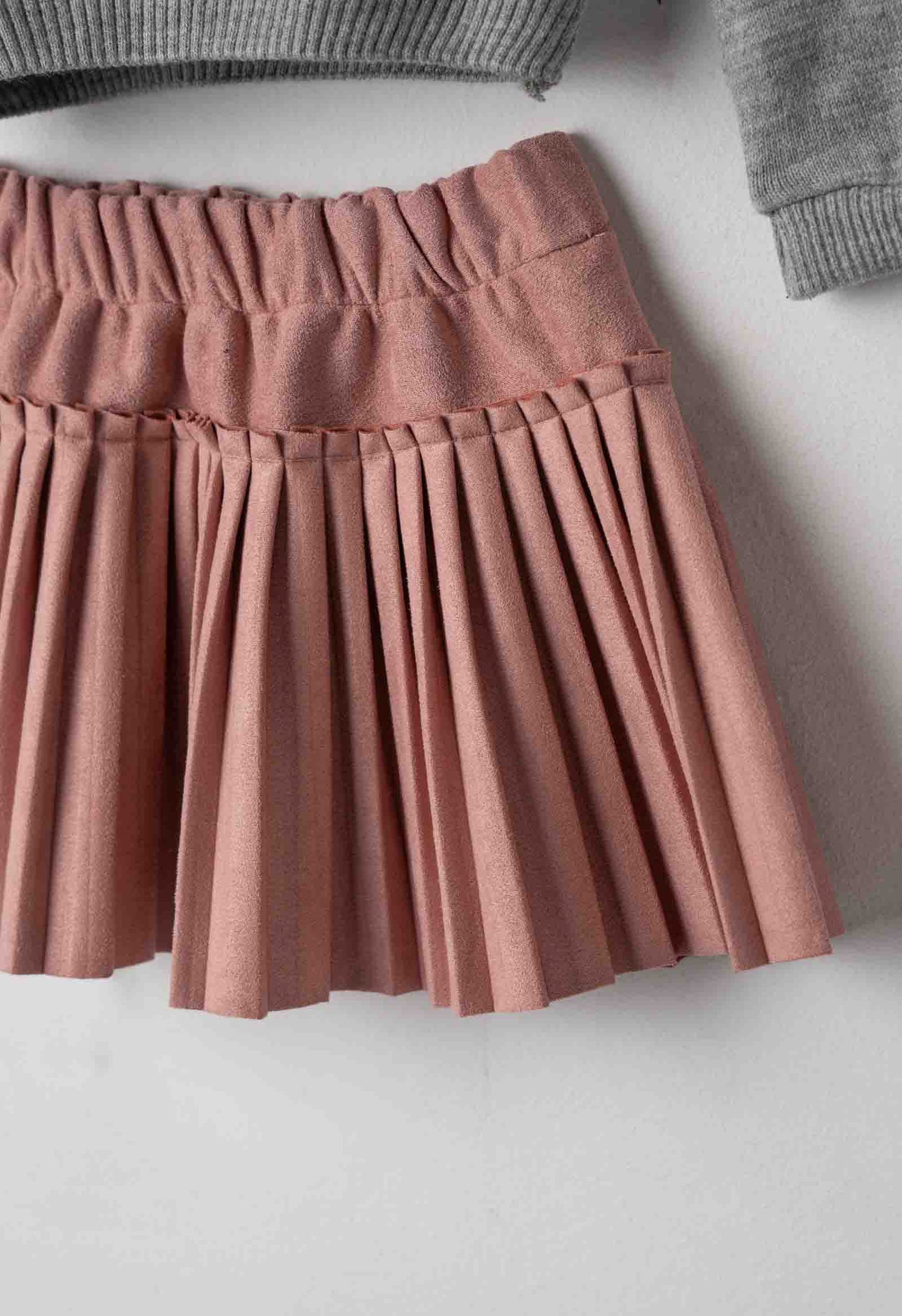 Girls 2 piece Set with Pink Bray