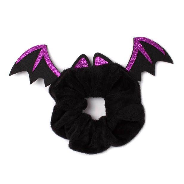 Bat wing scrunchie. Dia.10cm