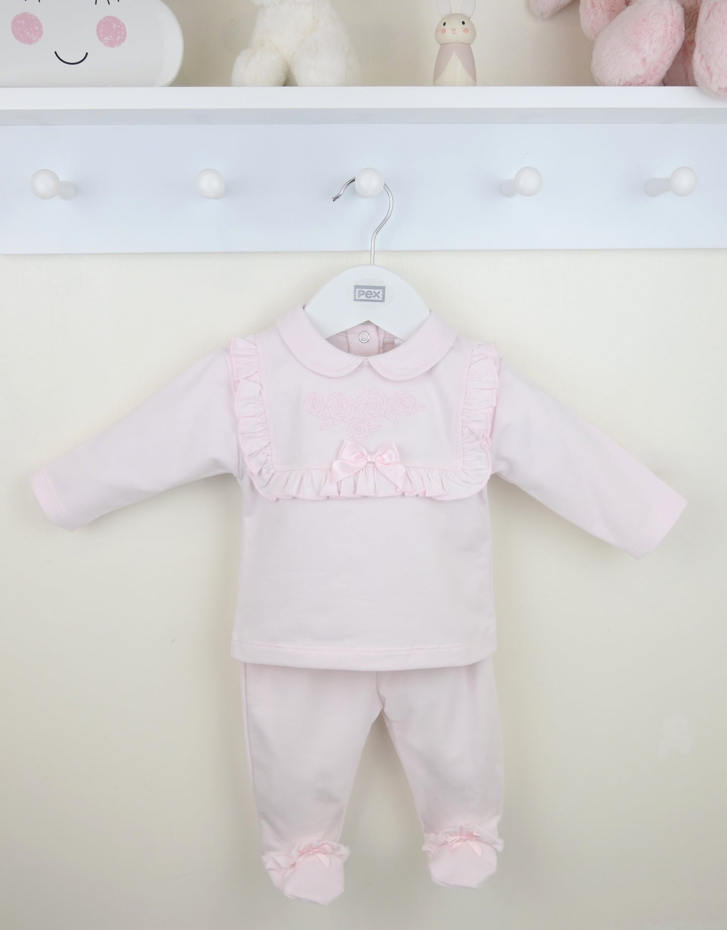 Rosa Outfit