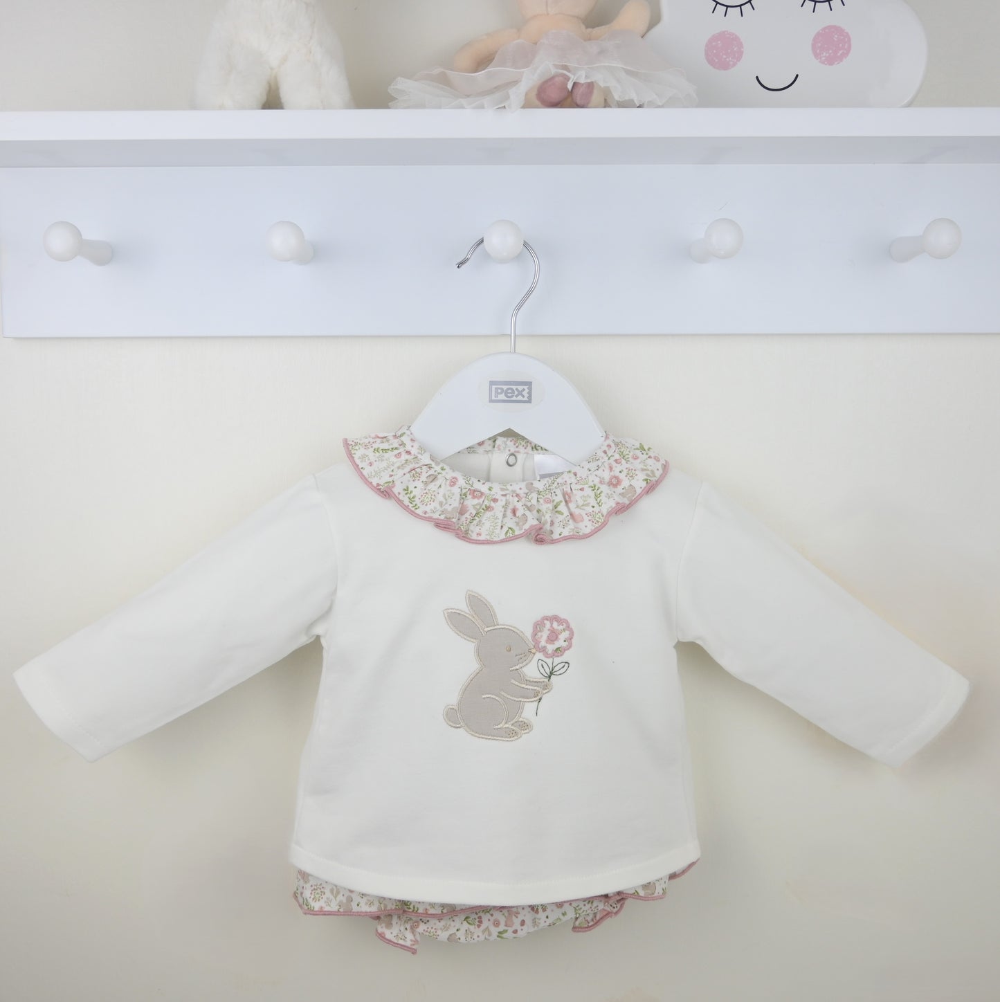 Bunnie Outfit